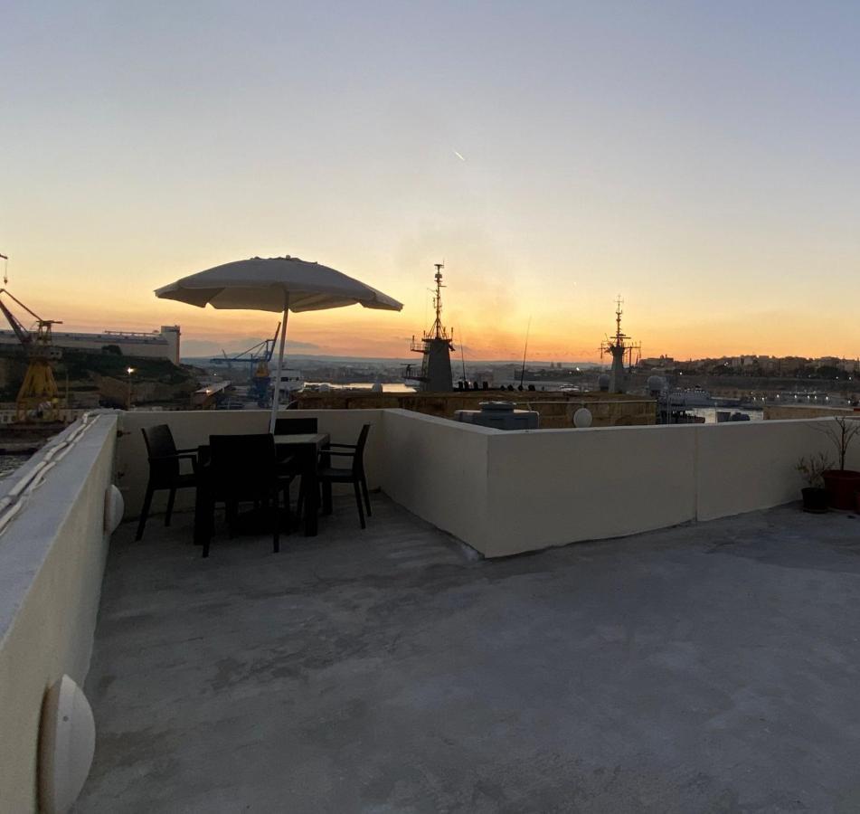 Malta Suites เซงเกลอา ภายนอก รูปภาพ