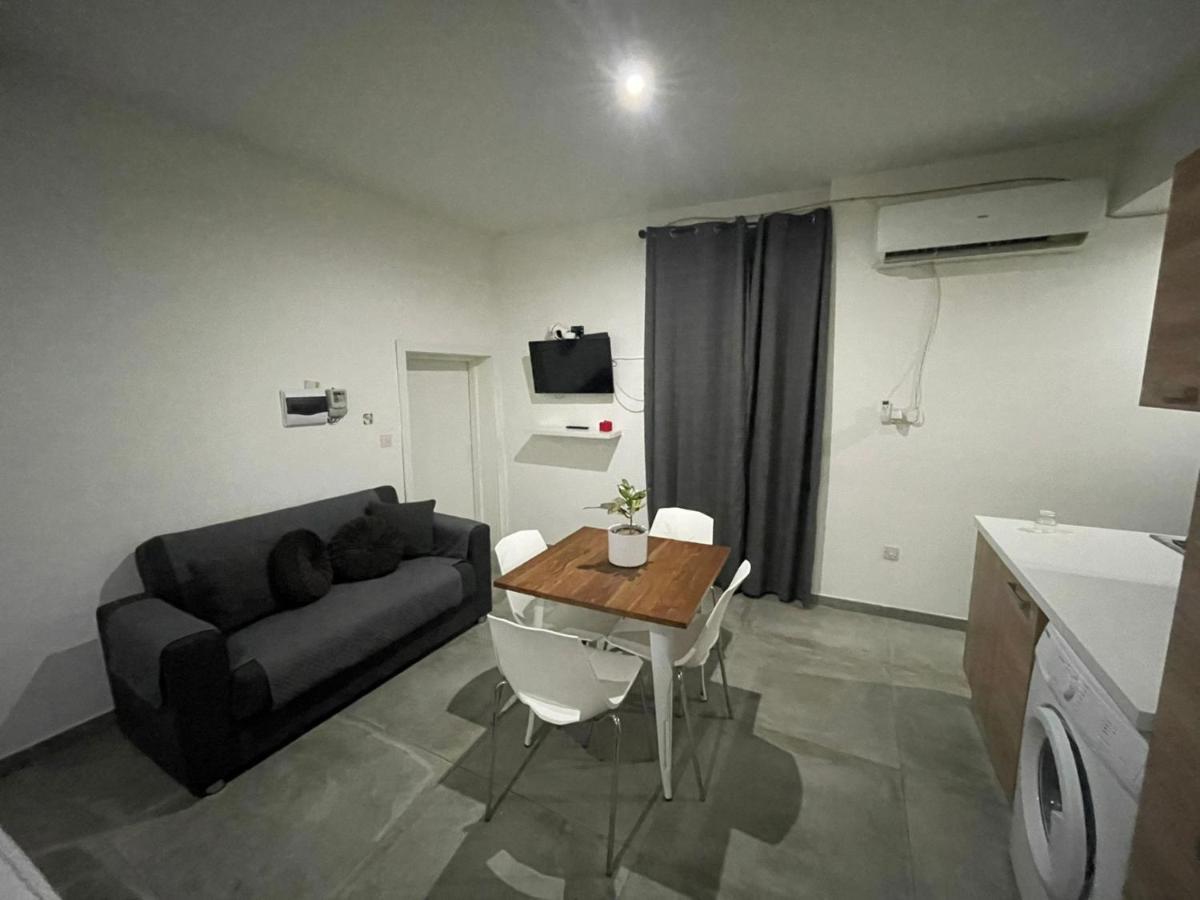 Malta Suites เซงเกลอา ภายนอก รูปภาพ