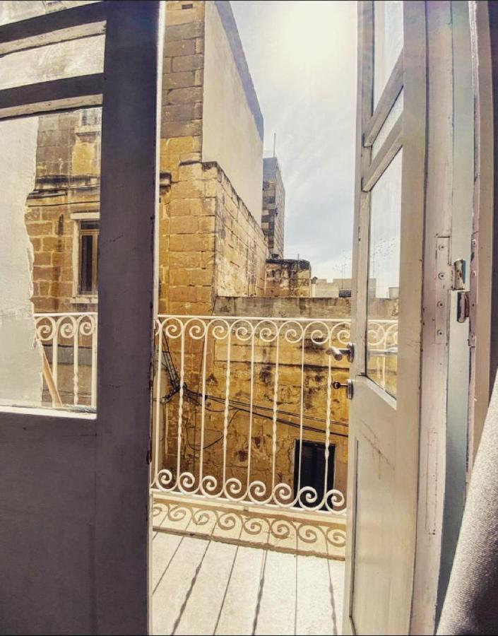 Malta Suites เซงเกลอา ภายนอก รูปภาพ